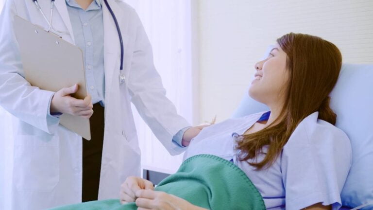 Consejos para una recuperación exitosa después de una cirugía plástica